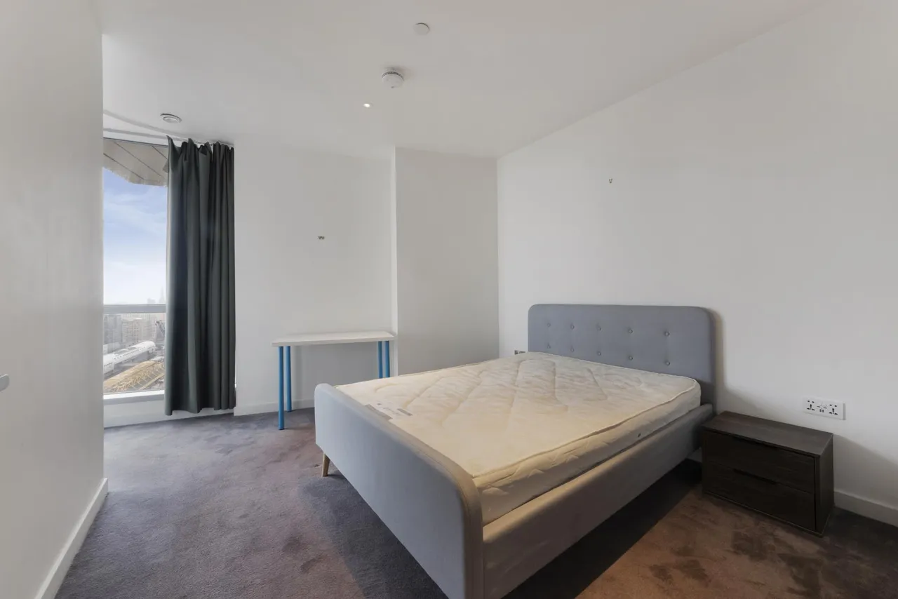Biscayne Avenue, Canary Wharf, E14, photo 9