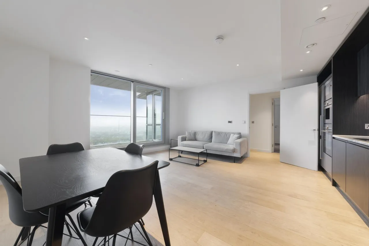 Biscayne Avenue, Canary Wharf, E14, photo 5