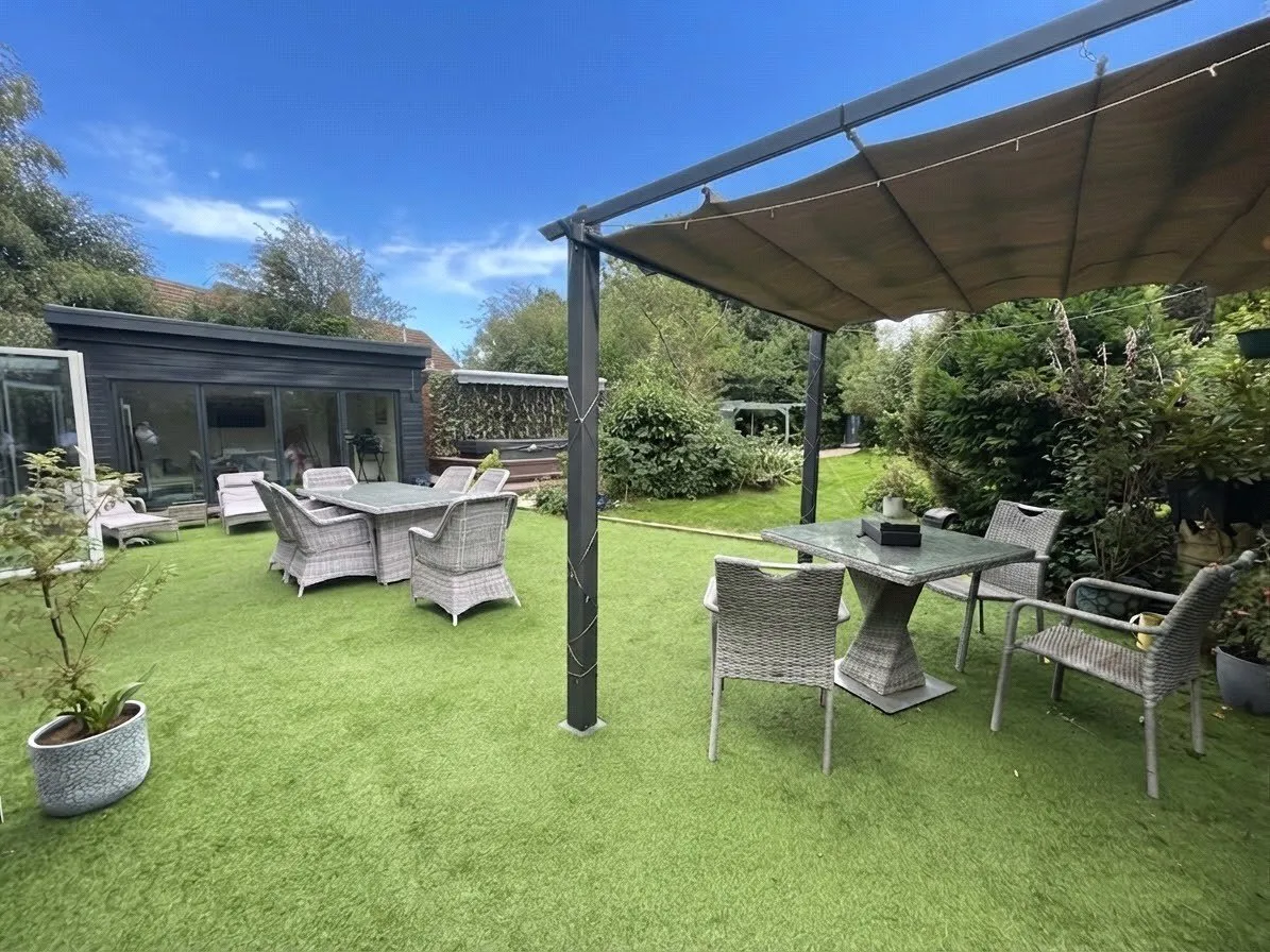 Lambert Road, Ribbleton, PR2, photo 32