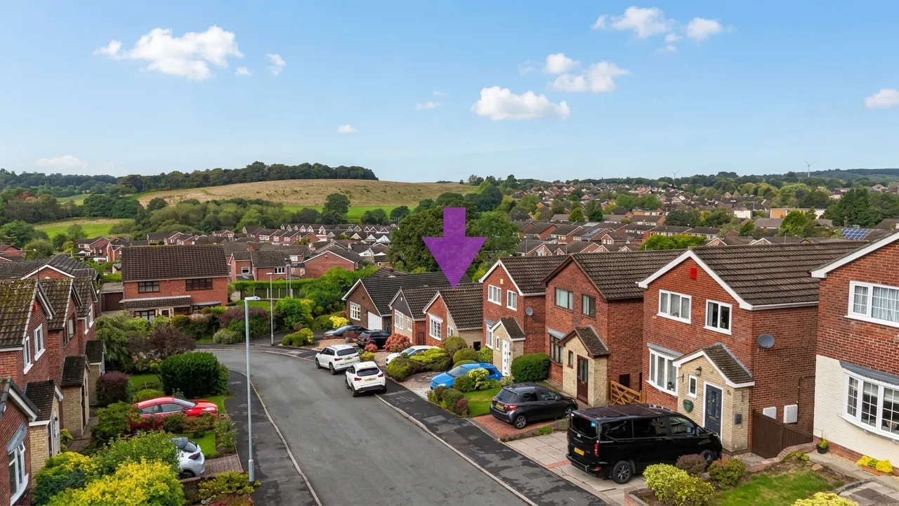 Meakin Avenue, Newcastle, ST5, photo 2