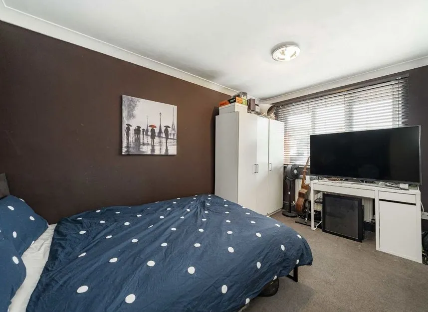 Wellington Road, Hampton Hill, TW12, photo 6