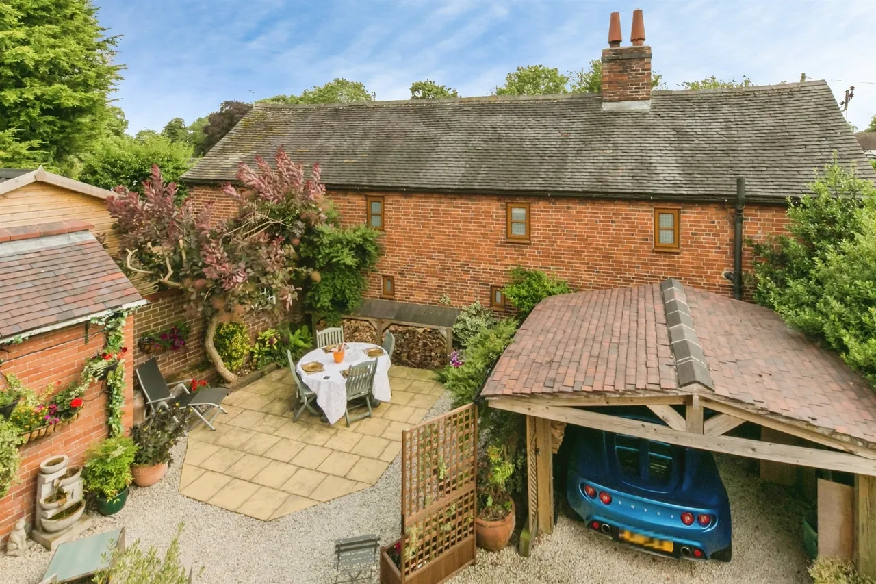 Chapel Green, Doveridge, DE6, photo 24