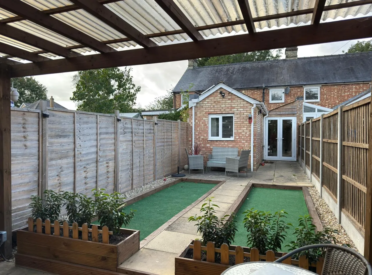 Raymond Cottages, Upper Green, SG5, photo 19