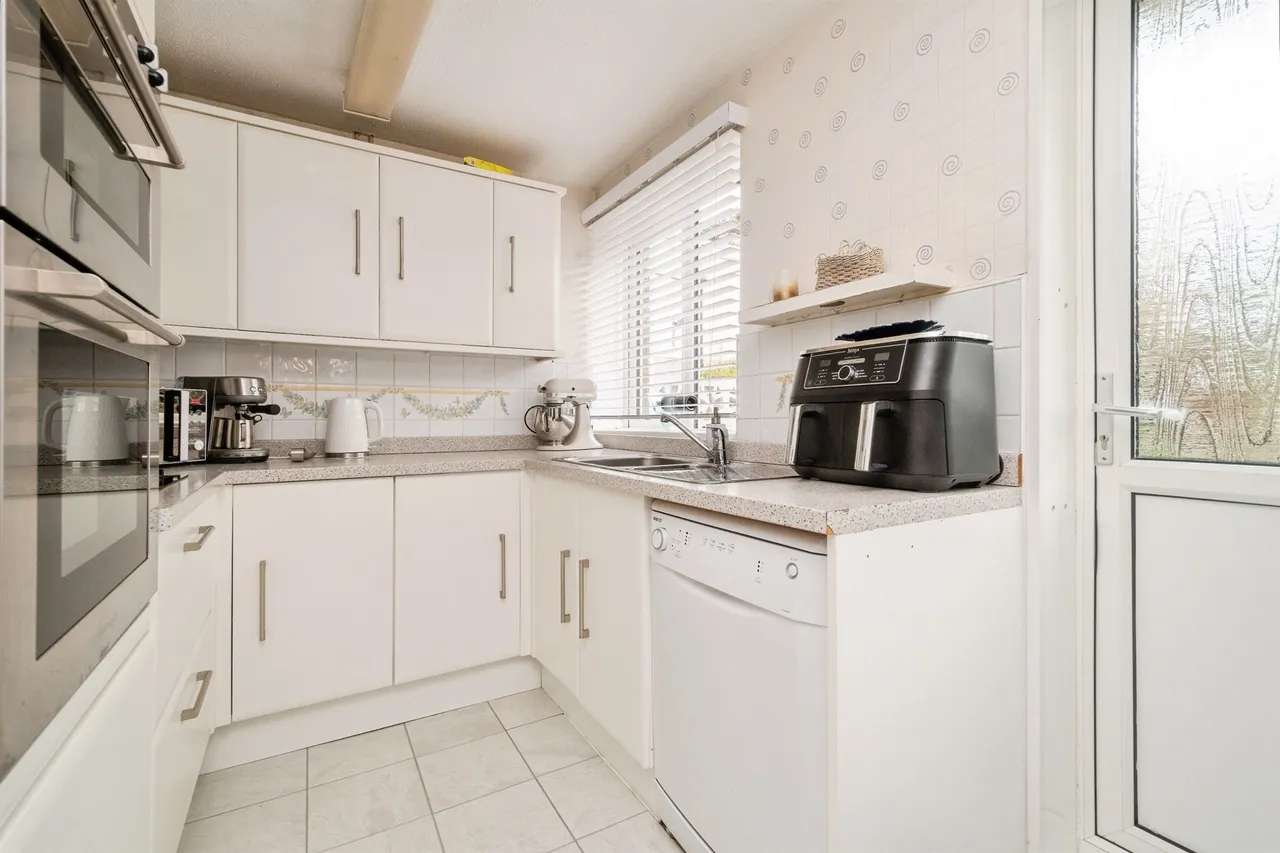 Defoe Close, Plymouth, PL5, photo 4