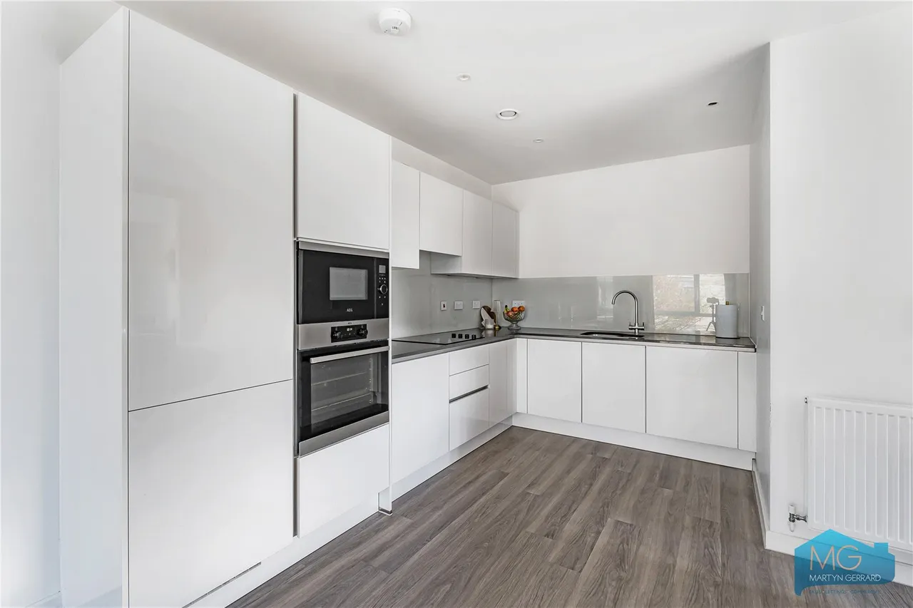 Medawar Drive, London, NW7, photo 8