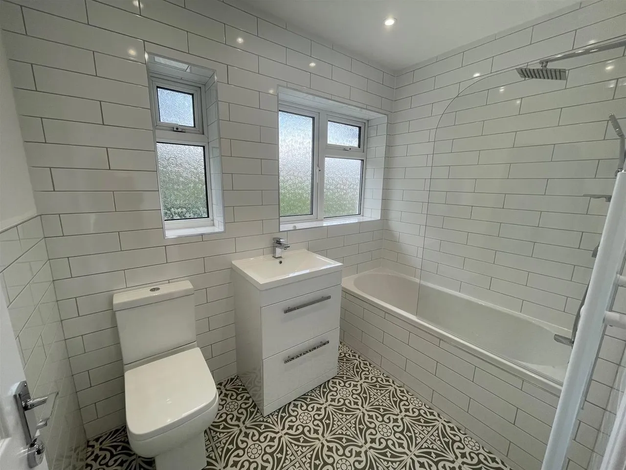The Mount Hale Barns, Altrincham WA15 8SZ, photo 10