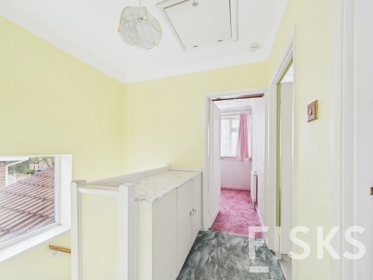 Moreland Avenue, Benfleet, SS7, photo 8