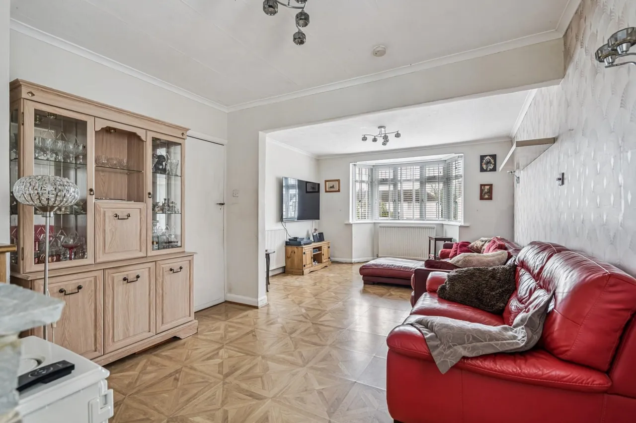 Mill Way, Bushey, WD23, photo 2