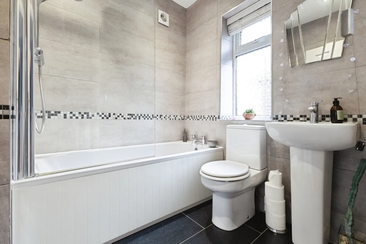 Eastbourne Avenue, Stockton-on-Tees, Durham, TS16, photo 15