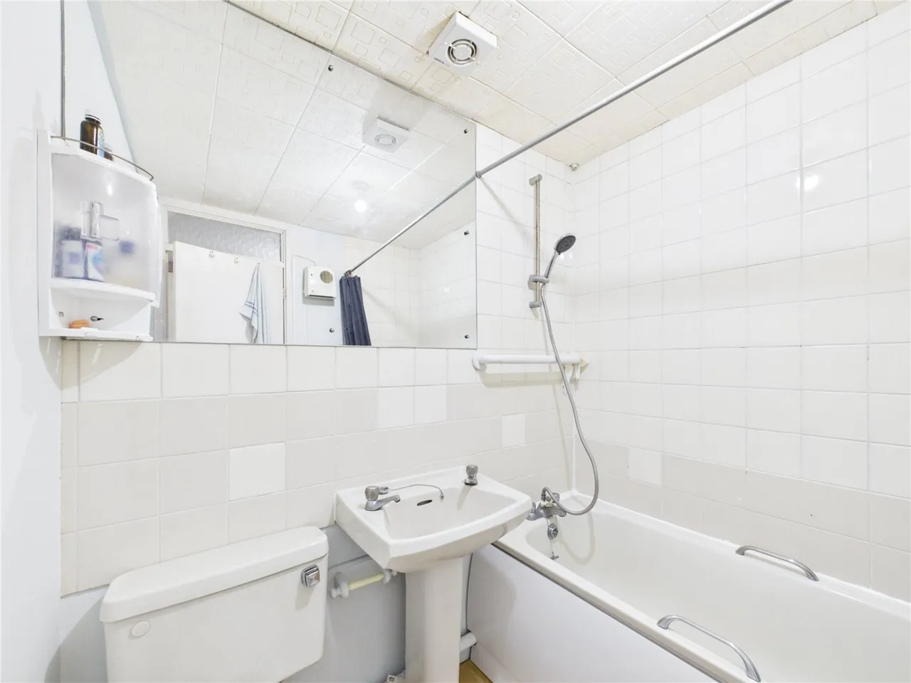 Kenmore Avenue, Kenton, HA3, photo 14