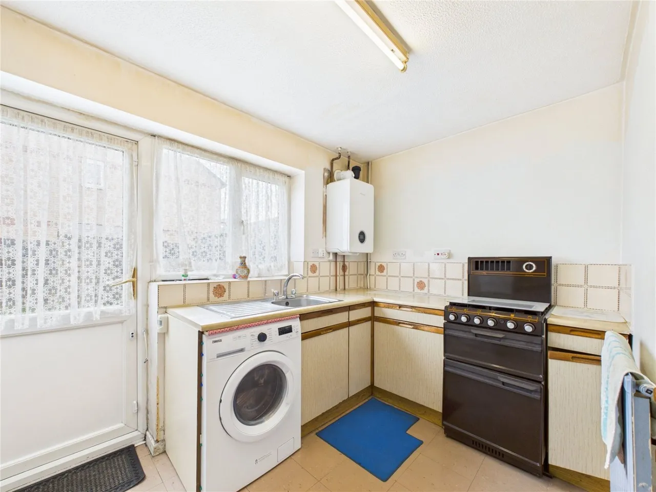 Kenmore Avenue, Kenton, HA3, photo 8