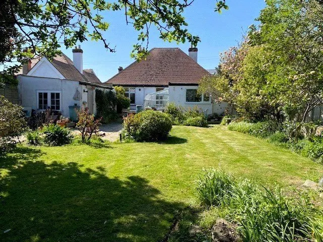 2 bed property for sale, Grafton Road, Selsey, PO20
