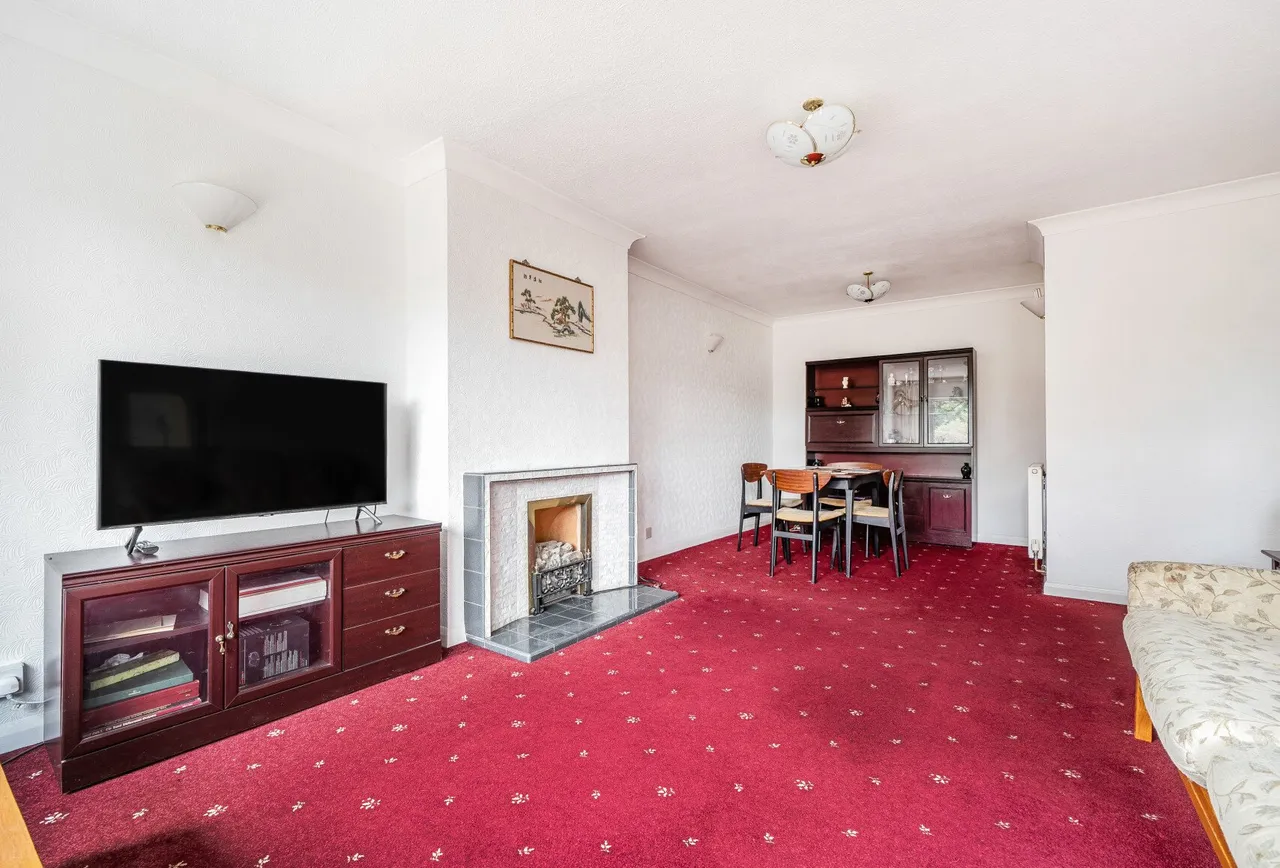 Orchard Close, Surrey, Horley Row, RH6 8BD, photo 13