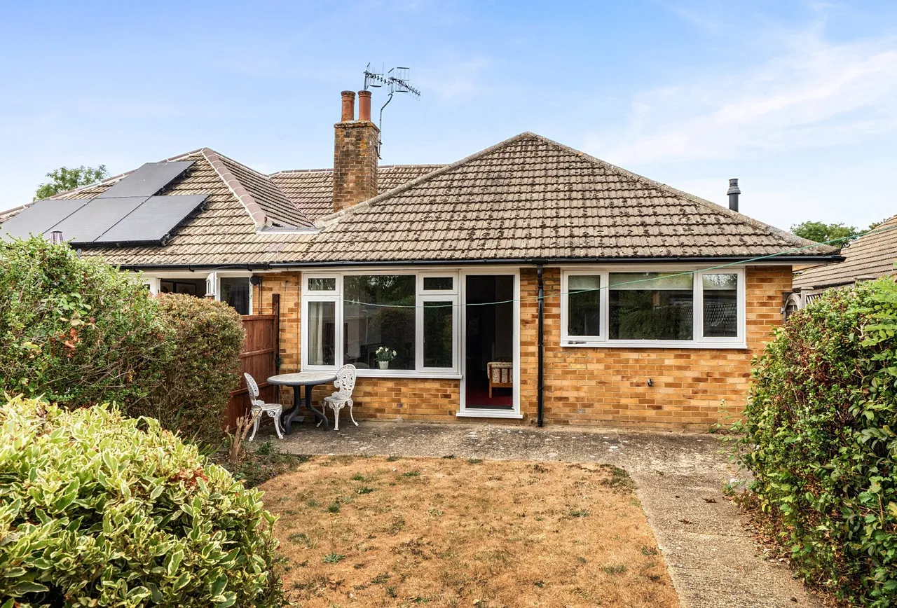 Orchard Close, Surrey, Horley Row, RH6 8BD, photo 18