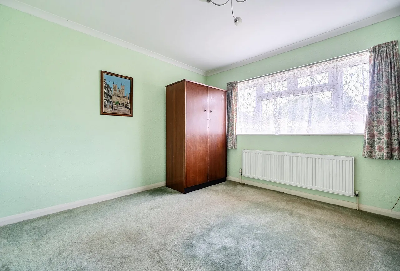Orchard Close, Surrey, Horley Row, RH6 8BD, photo 14