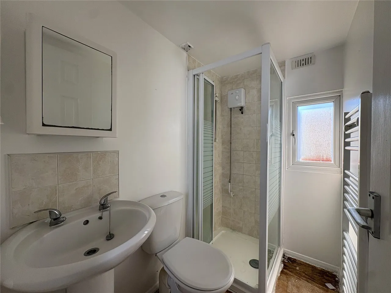 Highfield, Tower Park, Hullbridge, Hockley, SS5, photo 14