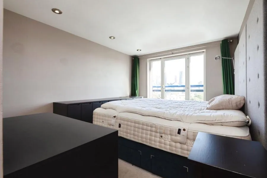 Newton Place, London, E14, photo 12
