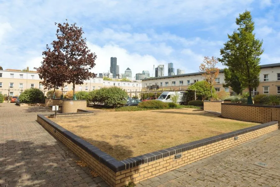 Newton Place, London, E14, photo 17