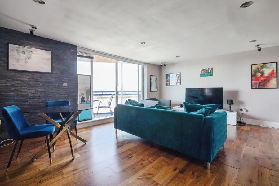 Newton Place, London, E14, photo 5