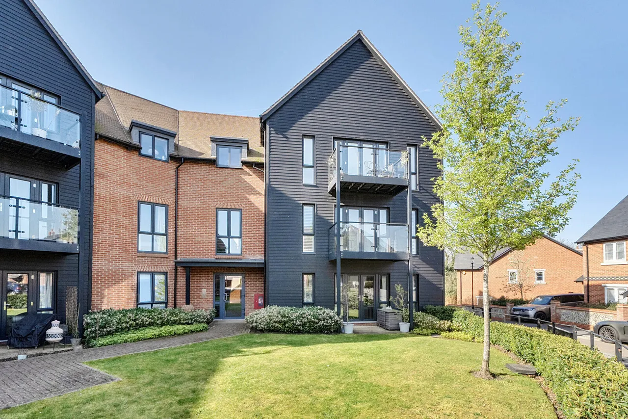 Barnsletts, Rotherfield Greys, RG9, photo 22