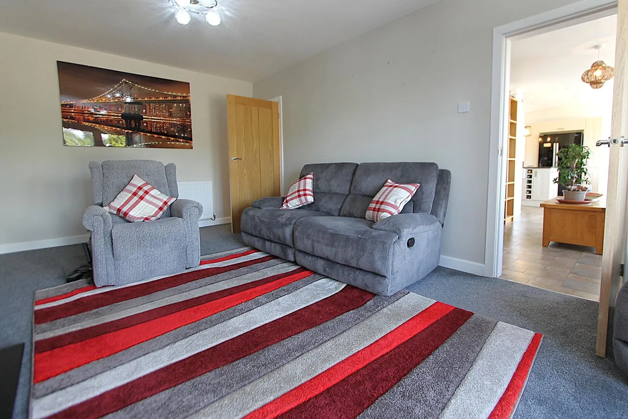 Heath Drive, Kidderminster, photo 9