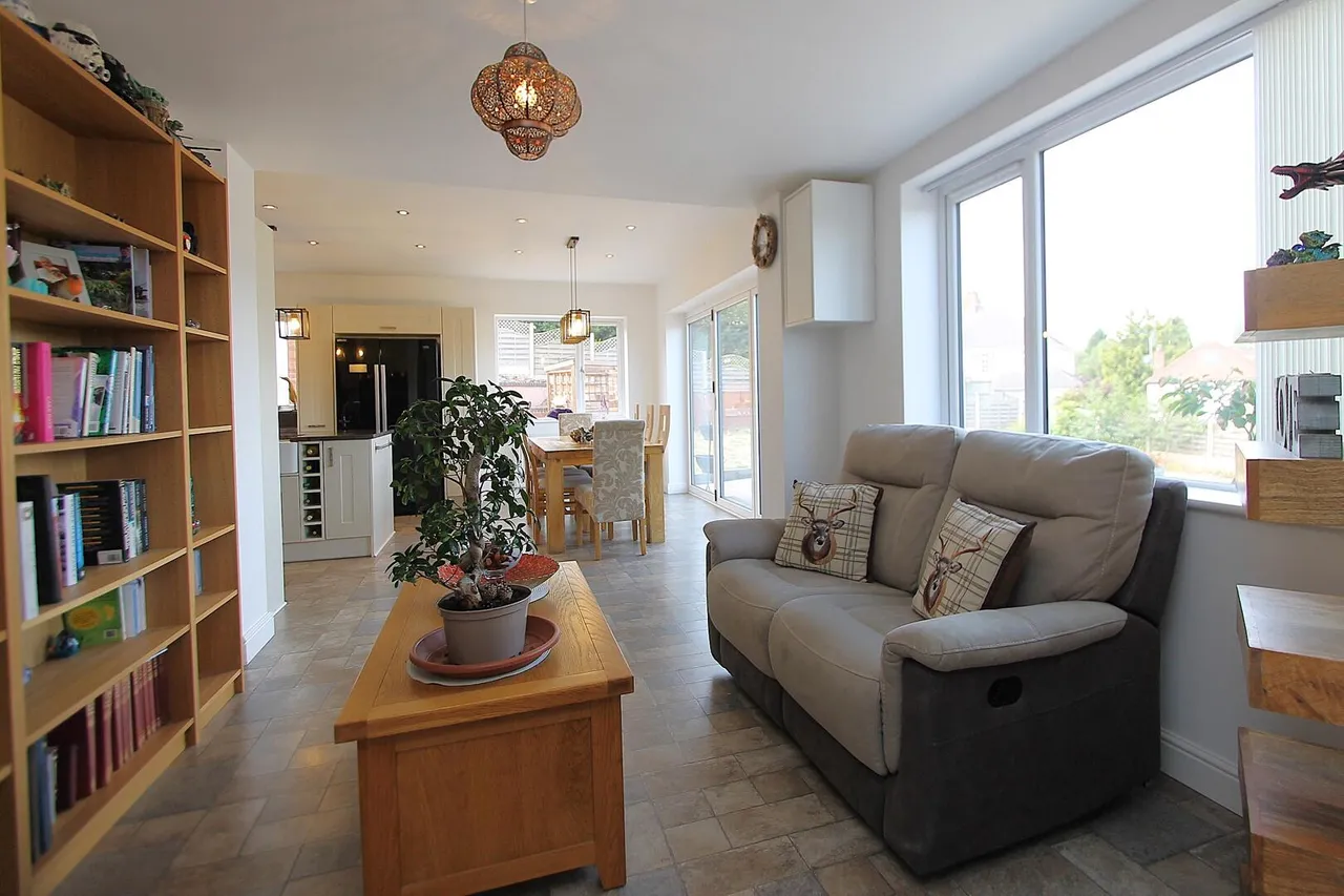 Heath Drive, Kidderminster, photo 6