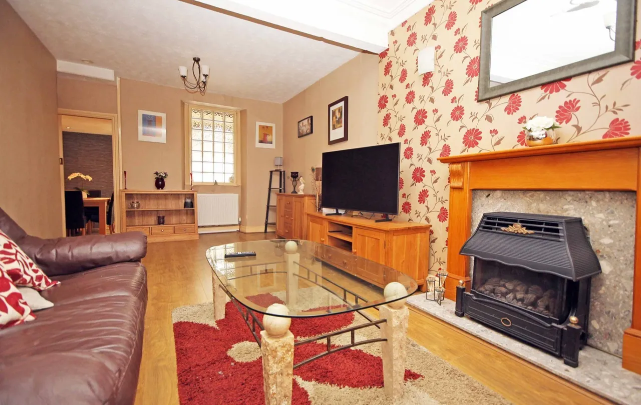 Roland Street, Holyhead, photo 11