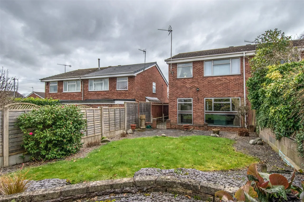 Swift Close, Bromsgrove, Worcestershire, B61 7BS, photo 15