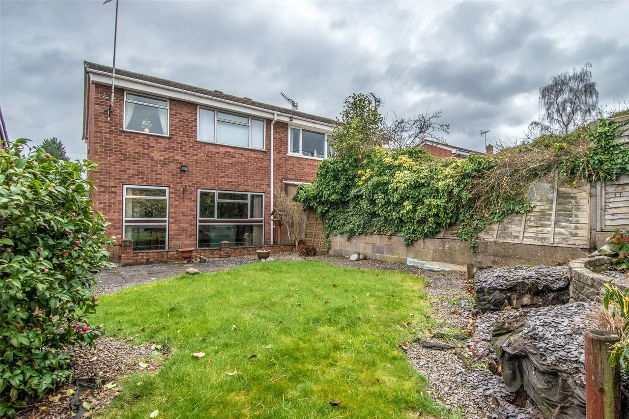 Swift Close, Bromsgrove, Worcestershire, B61 7BS, photo 14