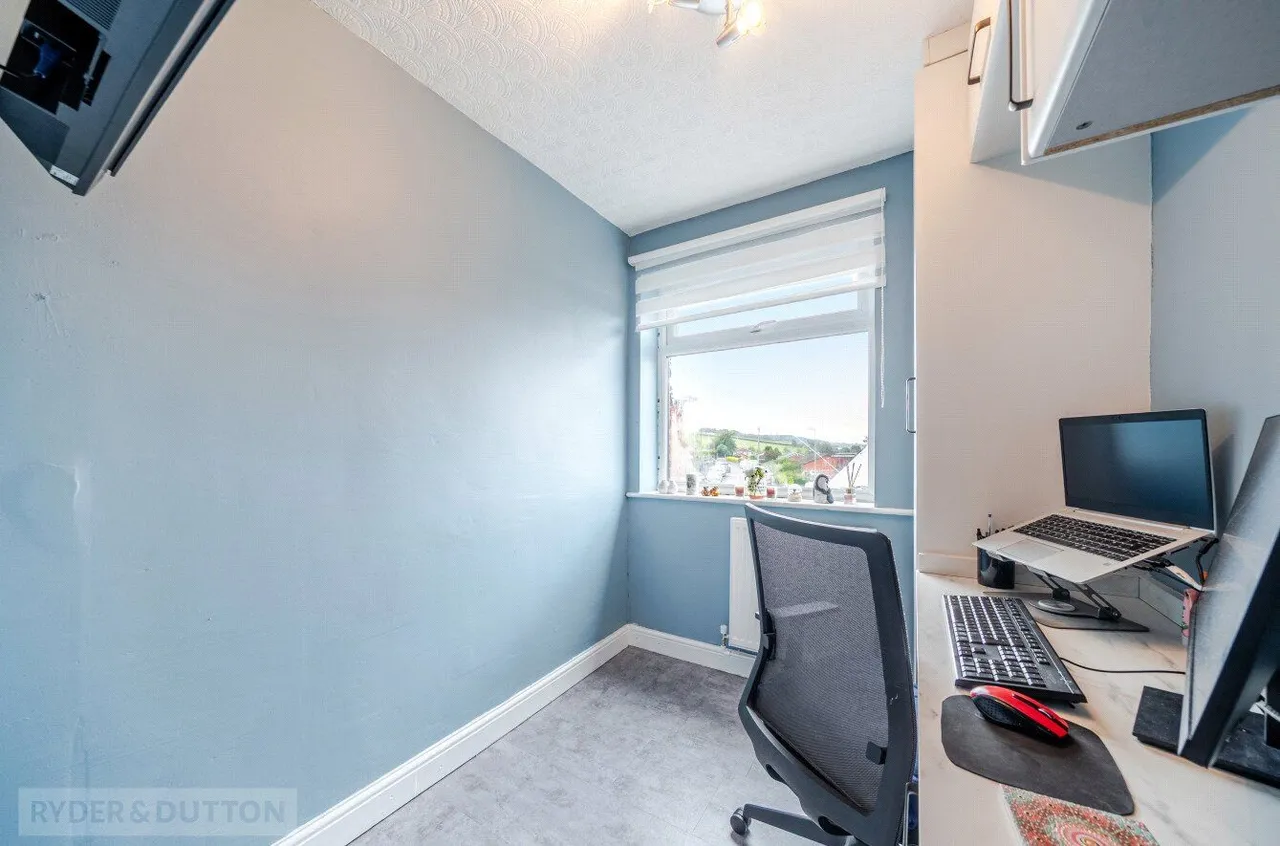 Kendal Drive, Shaw, OL2, photo 11