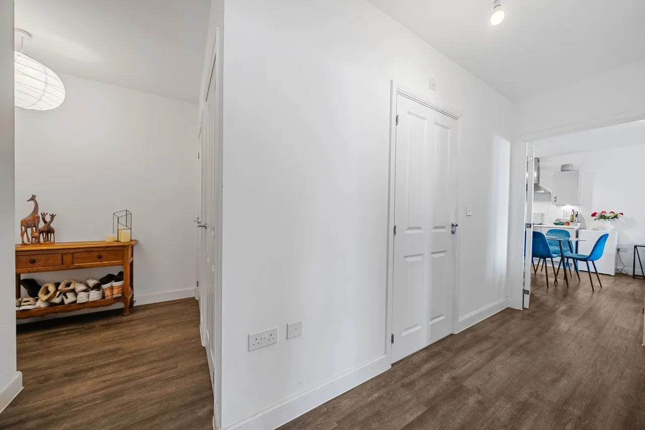 Blackbess Lane, Chertsey, KT16, photo 9