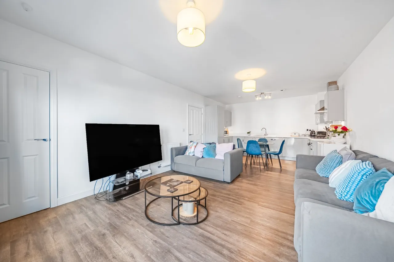 Blackbess Lane, Chertsey, KT16, photo 8