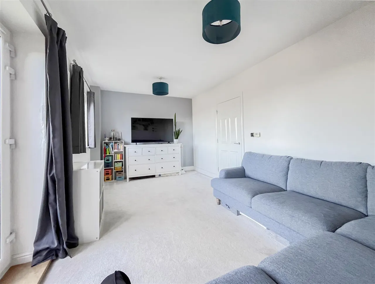 Millennium Way, Heathfield, TN21 0FP, photo 16