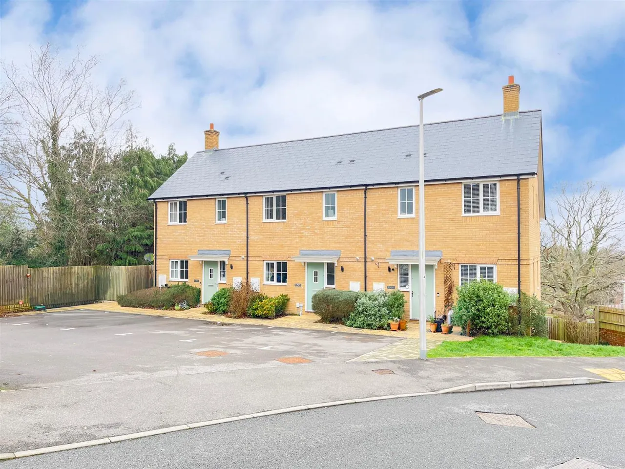 3 bed house for sale — Millennium Way, Heathfield, TN21 0FP