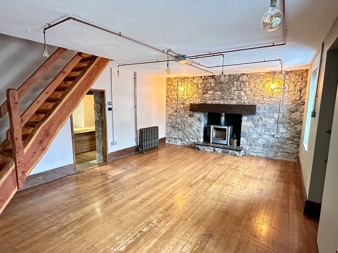 Commercial Street, Ystradgynlais, SA9, photo 3
