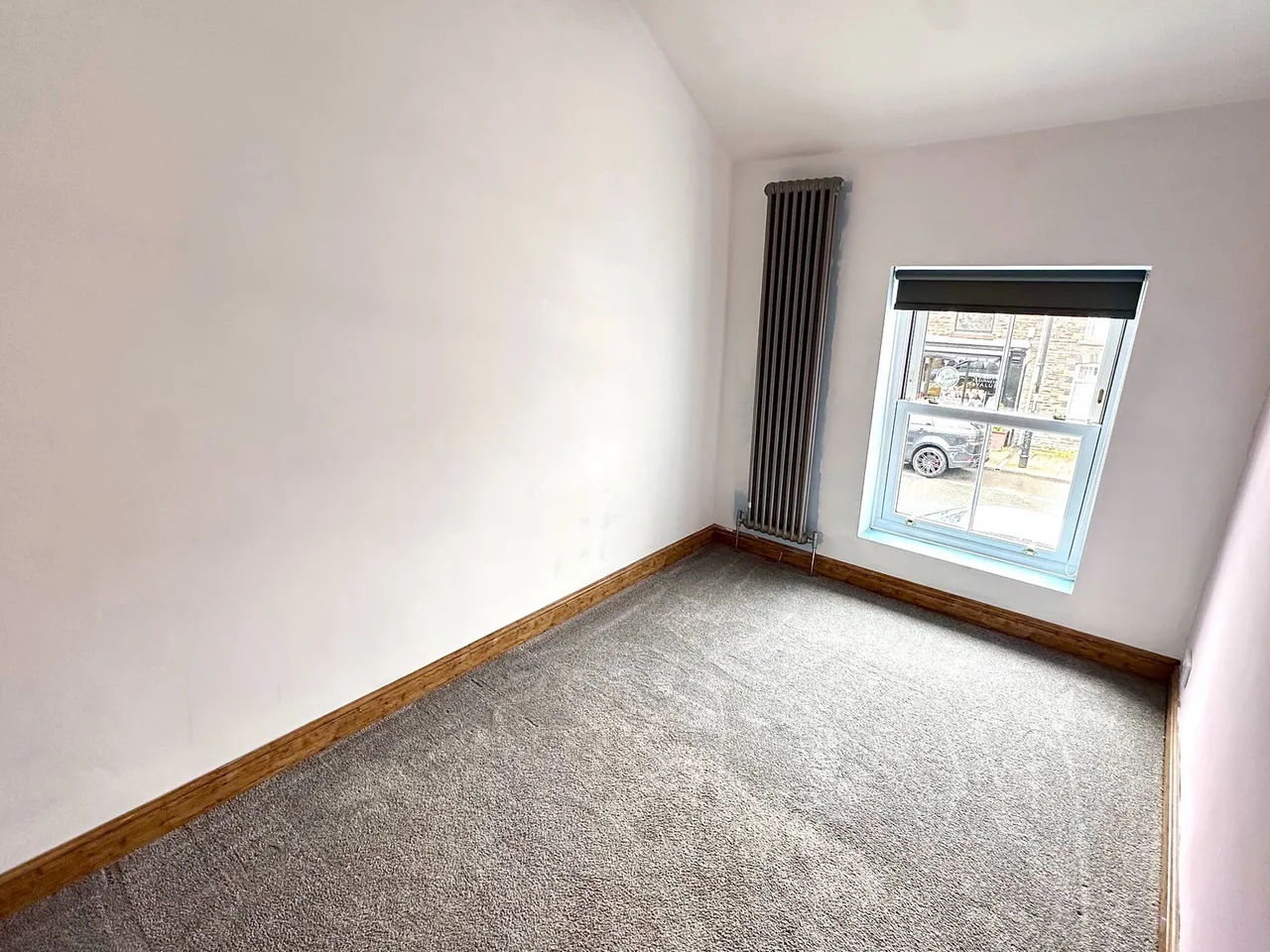 Commercial Street, Ystradgynlais, SA9, photo 21
