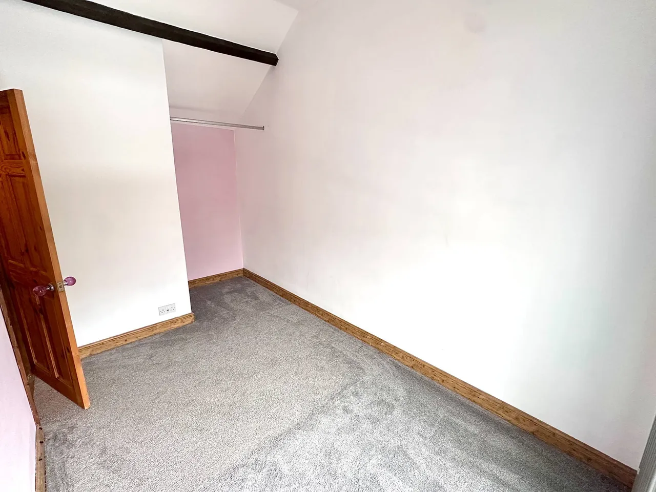 Commercial Street, Ystradgynlais, SA9, photo 22