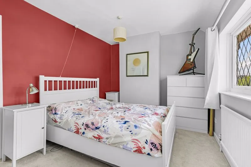 Molesey Road, Hersham KT12 4SQ, photo 10