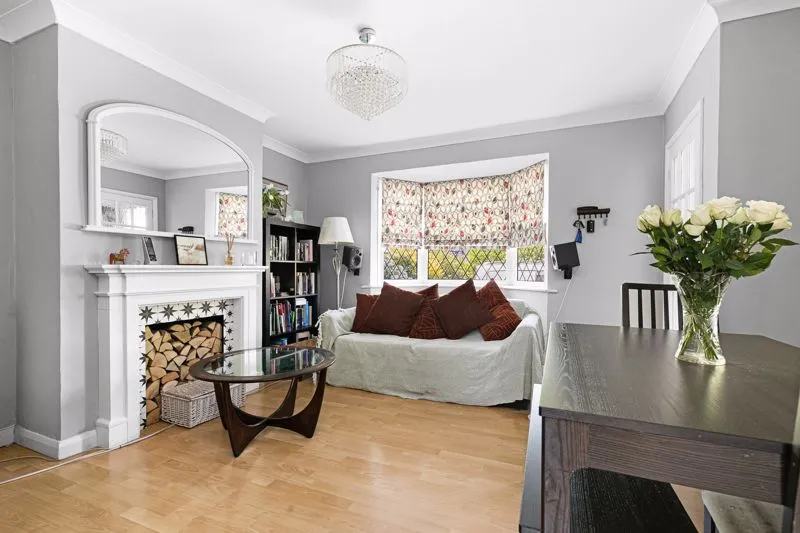 Molesey Road, Hersham KT12 4SQ, photo 6