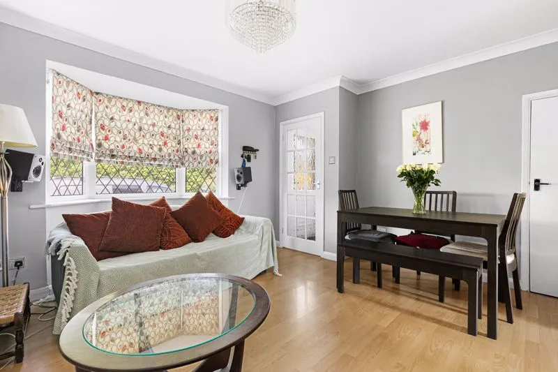 Molesey Road, Hersham KT12 4SQ, photo 7