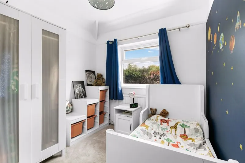 Molesey Road, Hersham KT12 4SQ, photo 9