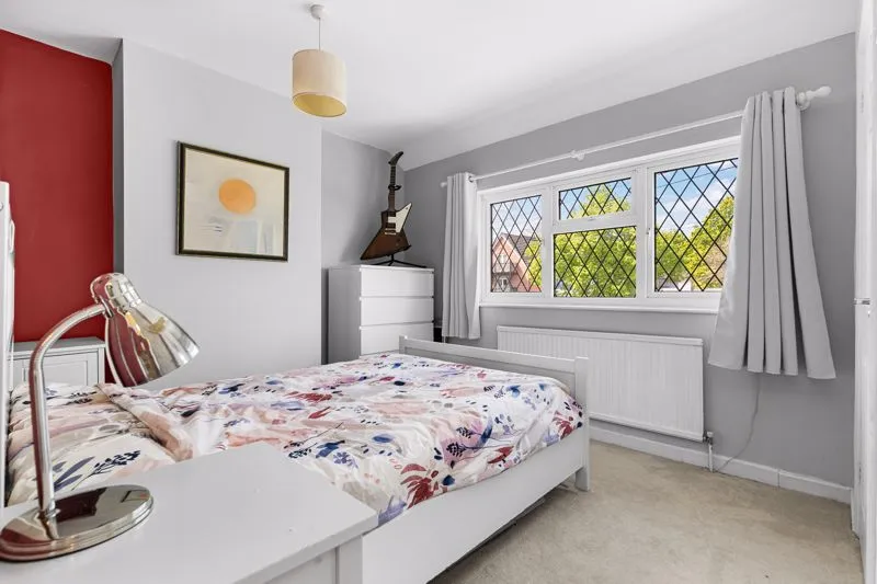 Molesey Road, Hersham KT12 4SQ, photo 8