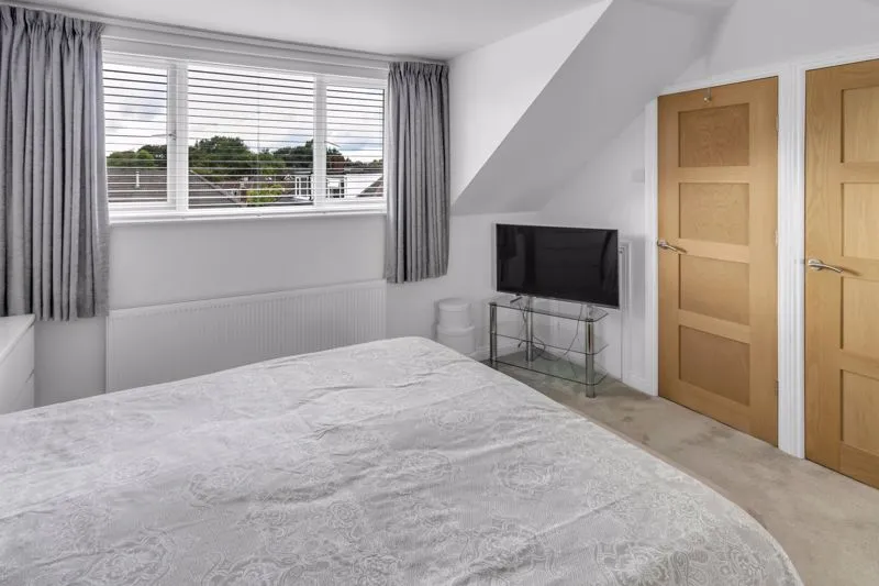 Ladyhouse Close Milnrow, Rochdale OL16 4EB, photo 18