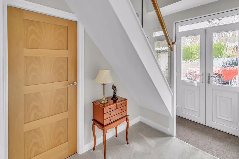 Ladyhouse Close Milnrow, Rochdale OL16 4EB, photo 14