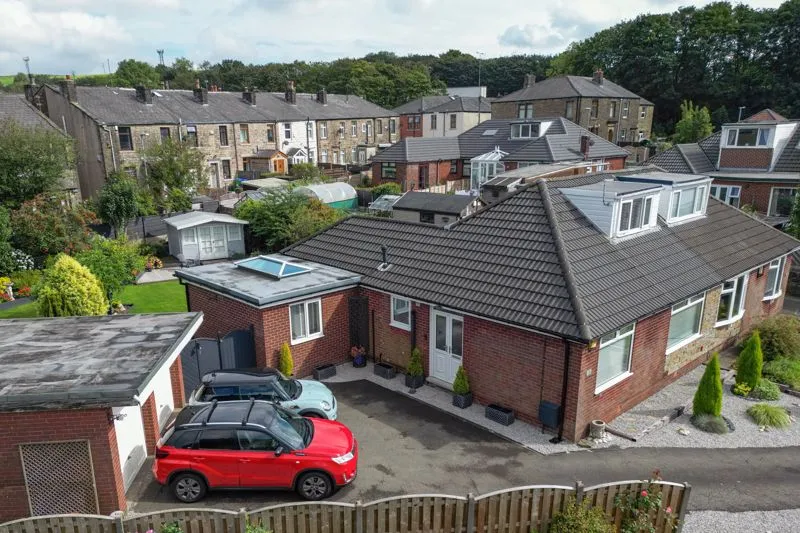 Ladyhouse Close Milnrow, Rochdale OL16 4EB, photo 19