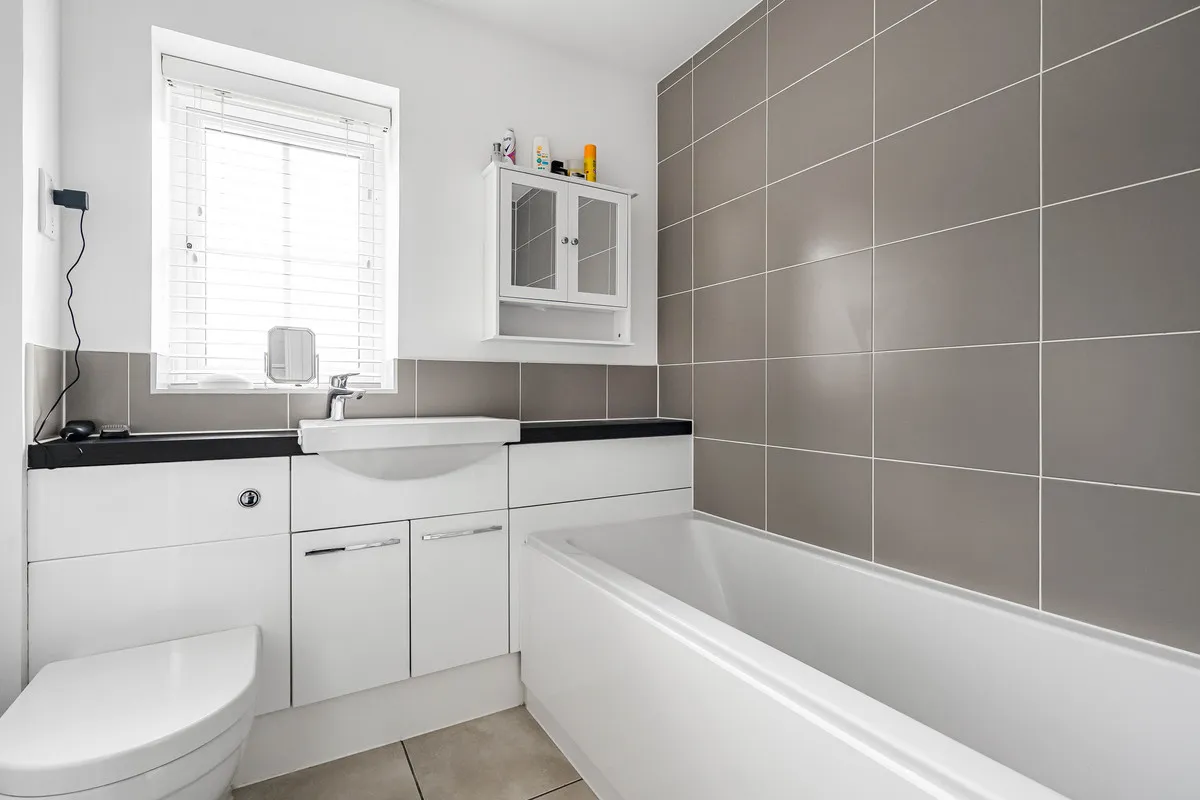 Marsh Road, Ambrosden, photo 11