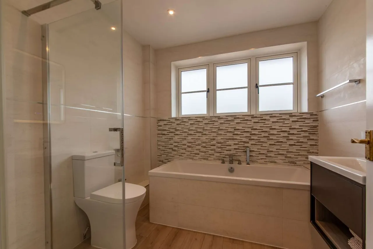 Gorselands, Newbury, RG14, photo 12