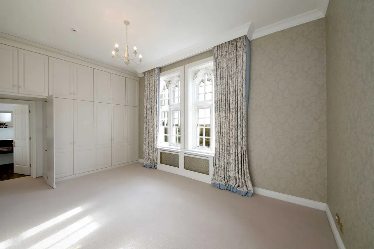 Virginia Water, Surrey, GU25 4SY, photo 7