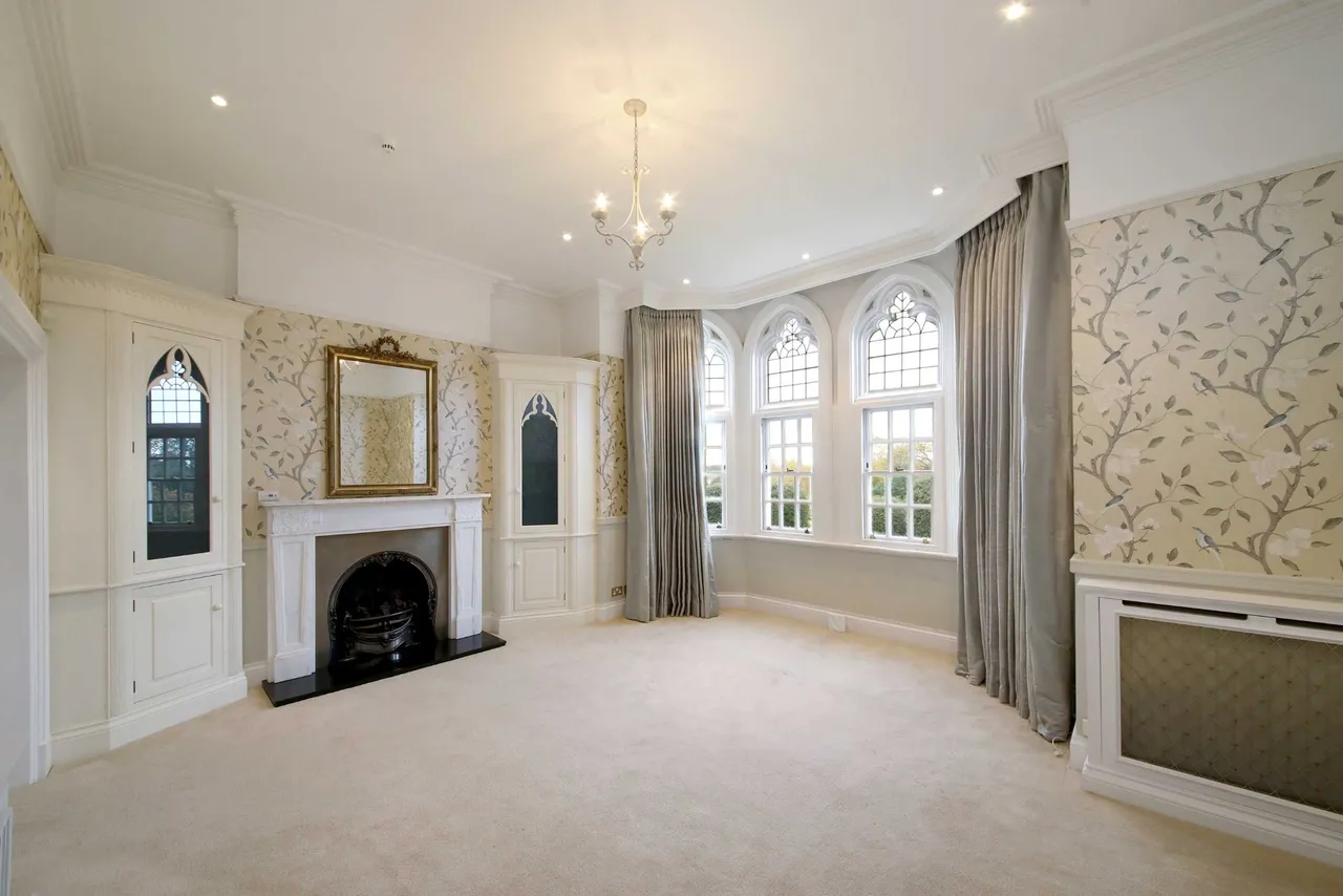 Virginia Water, Surrey, GU25 4SY, photo 6