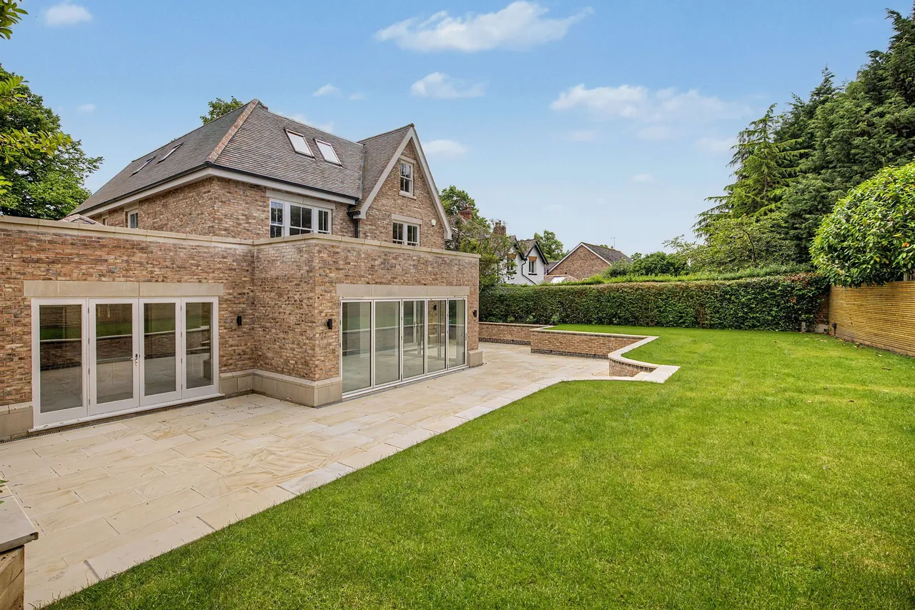 Murieston Road, Altrincham, photo 26